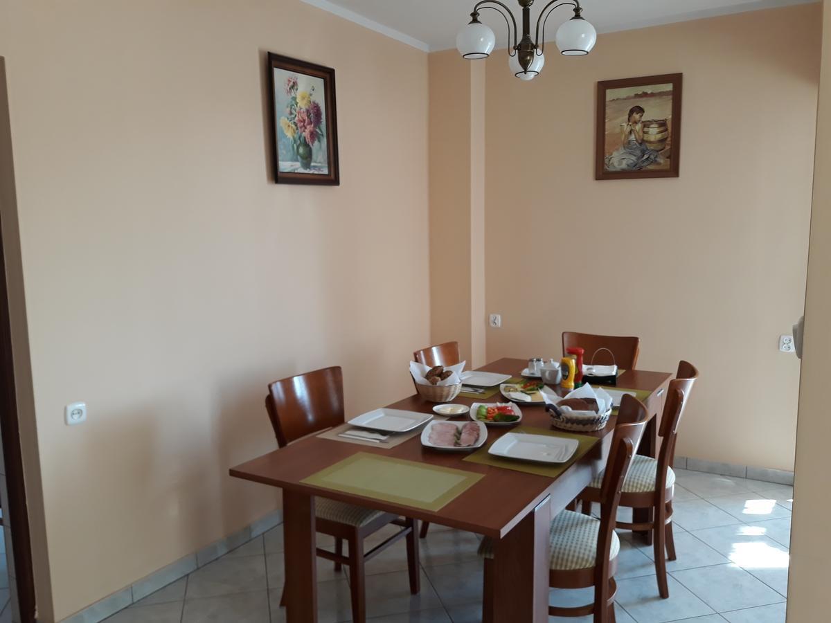 Villa Centrum Mlodosci Augustów Extérieur photo